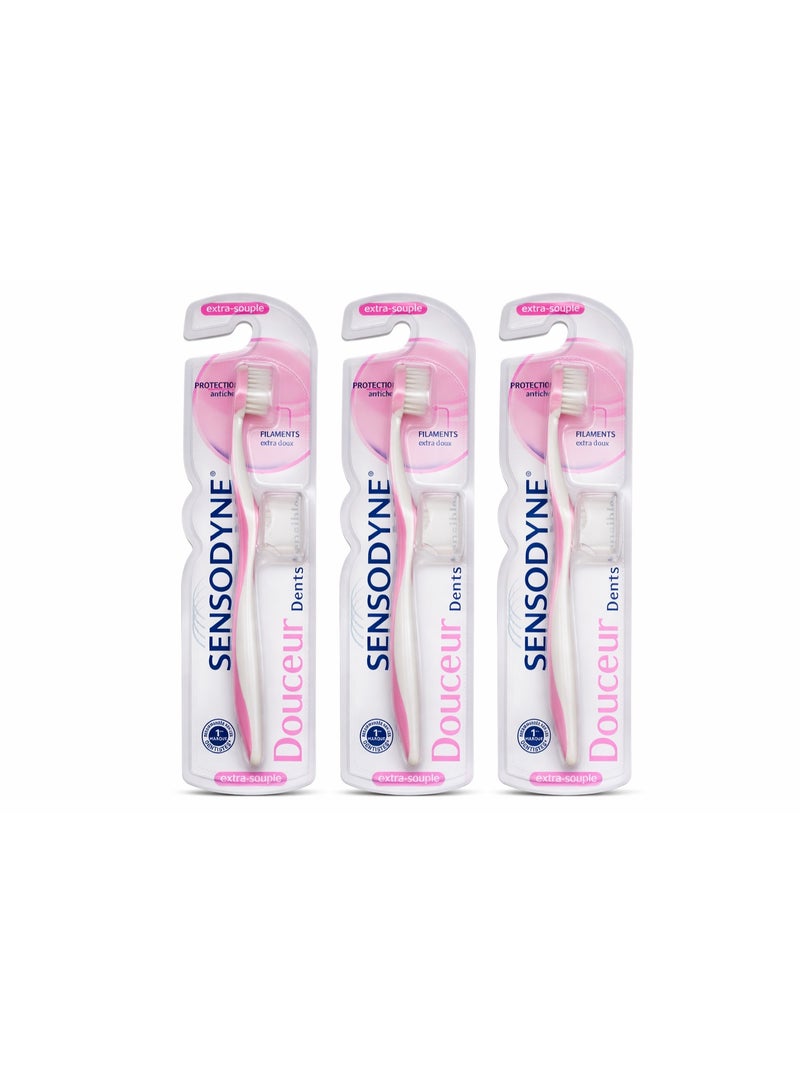 Combination Offer – 3 x Sensodyne DOUCEUR Extra Soft Toothbrushes for Sensitive Teeth